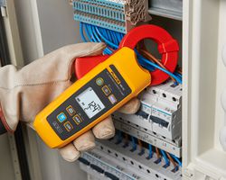 FLUKE-368 FC - Clamp Meter, Leakage Current, True RMS, 60 A AC, 40 mm Jaw Opening Max.